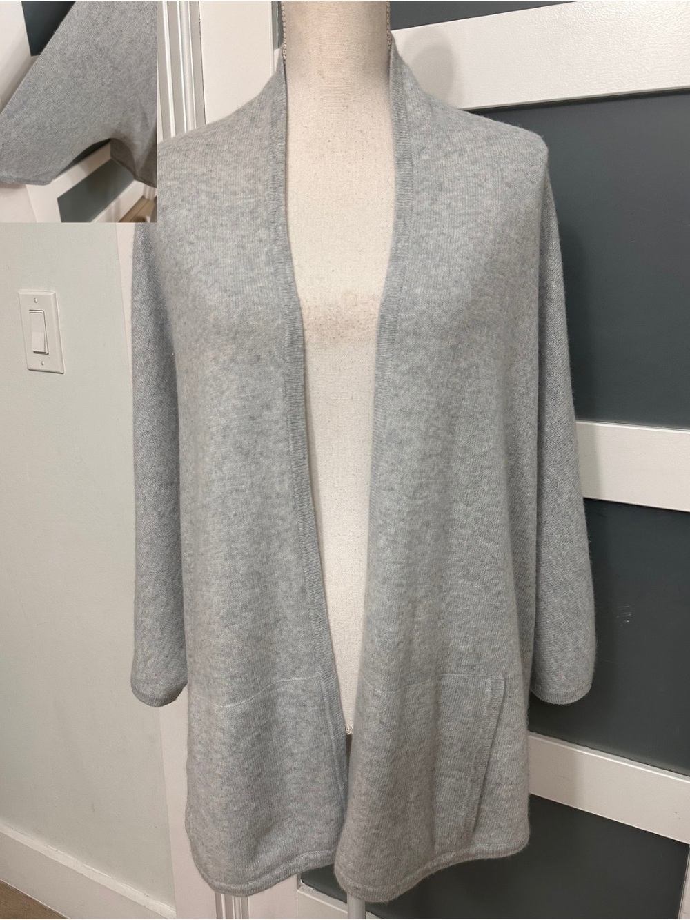 Neiman Marcus Open-Front Gray Sweater Cardigan Pockets SZ S/M Quiet Luxury EUC